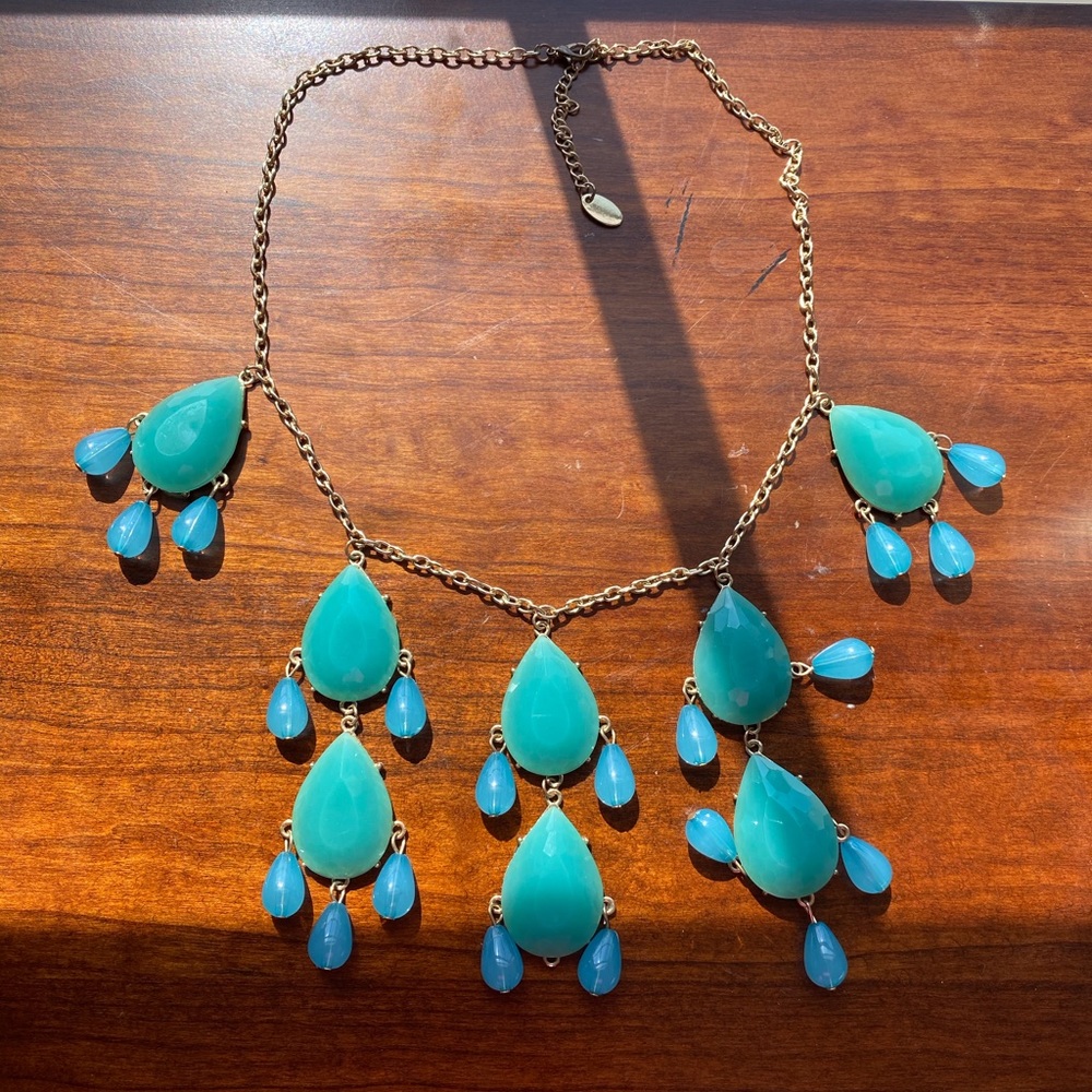 Beautiful Aqua Statement Necklace